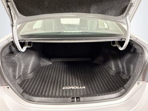 Used 2014 Toyota Corolla S FWD image 27