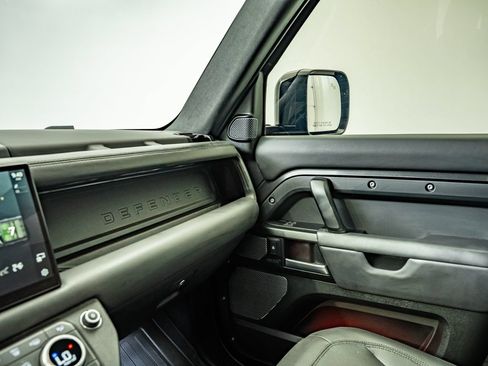 Used 2023 Land Rover Defender 110 Carpathian Edition AWD/4WD image 29