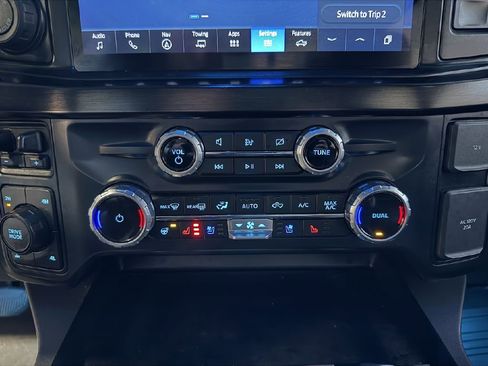 Used 2023 Ford F350 Lariat w/ Lariat Ultimate Package image 30