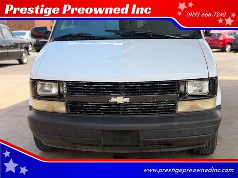 Used 2002 Chevrolet Astro RWD image 1