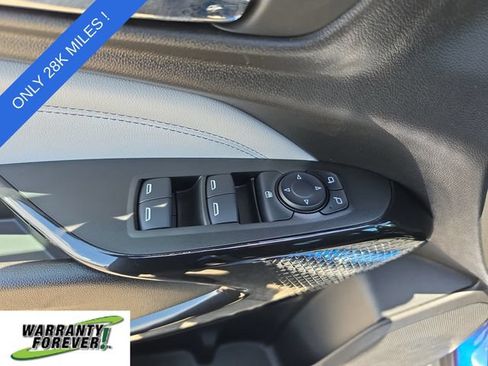 Used 2024 Chevrolet Trax LT w/ Driver Confidence Package FWD image 17