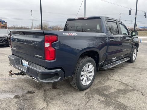 Used 2020 Chevrolet Silverado 1500 Custom w/ Custom Value Package image 5