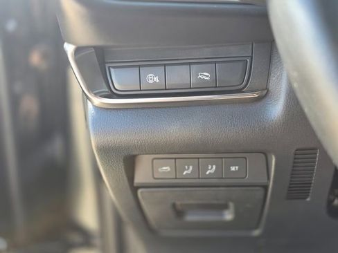 Certified 2025 MAZDA CX-30 2.5 Turbo w/ Premium Package image 37