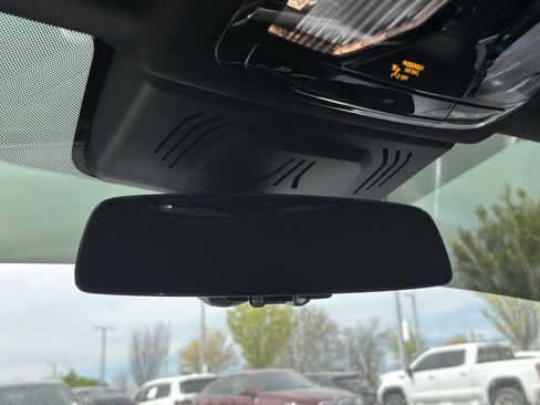 Used 2024 BMW M3 Competition w/ Executive Package image 26