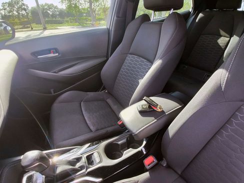 Used 2020 Toyota Corolla SE FWD image 8
