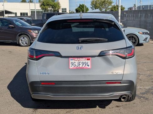 Used 2023 Honda HR-V Sport image 7