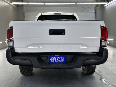 Used 2021 Toyota Tacoma SR RWD image 8