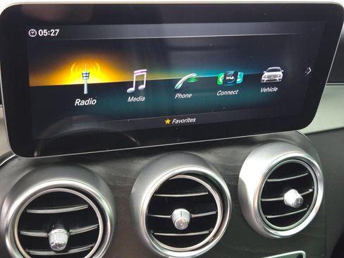 Used 2020 Mercedes-Benz C 300 Sedan image 29