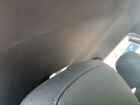 Used 2026 Chevrolet Equinox LT FWD image 30