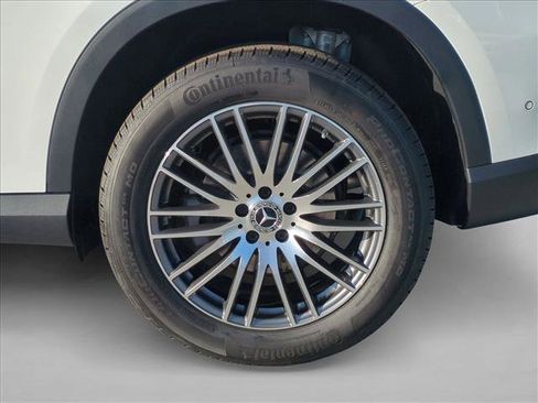 New 2026 Mercedes-Benz GLC 300 image 10