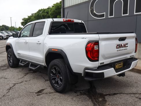 Used 2024 GMC Canyon Elevation w/ Convenience Package AWD/4WD image 15