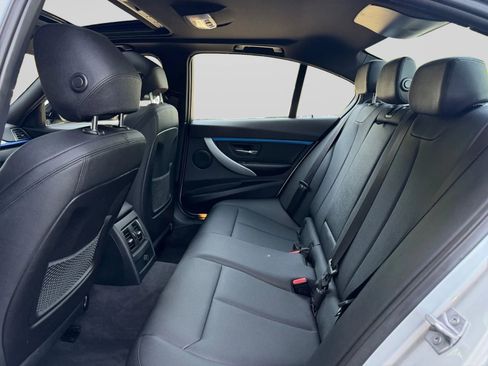 Used 2017 BMW 330i Sedan RWD image 28