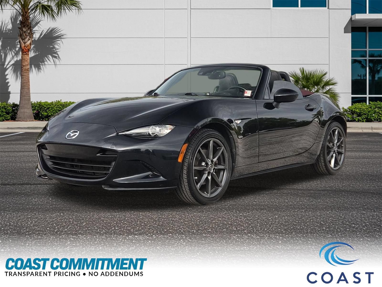 Used 2018 MAZDA MX-5 Miata Grand Touring RWD image 2