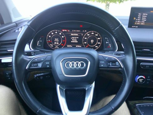Used 2018 Audi Q7 3.0T Premium Plus w/ Premium Plus Package AWD/4WD image 96