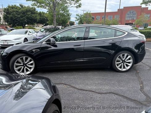Used 2019 Tesla Model 3 Standard Range Plus RWD image 4
