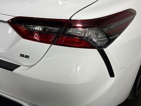 Used 2024 Toyota Camry SE FWD image 33