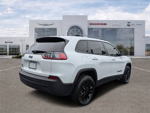 Certified 2023 Jeep Cherokee Altitude Lux AWD/4WD image 3