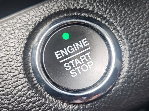 Certified 2019 Ford F150 Lariat w/ Equipment Group 502A Luxury AWD/4WD image 22