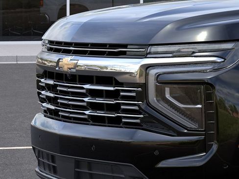 New 2026 Chevrolet Suburban Premier w/ Sun And Tow Package AWD/4WD image 13