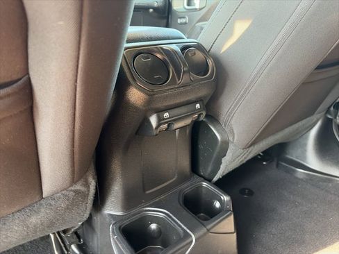 Used 2020 Jeep Wrangler Unlimited Sport S AWD/4WD image 26