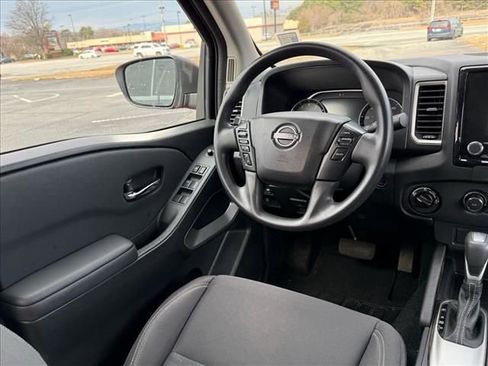 Certified 2024 Nissan Frontier SV image 11