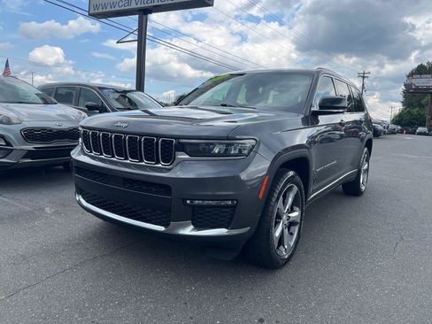 Used 2021 Jeep Grand Cherokee L Limited RWD image 1