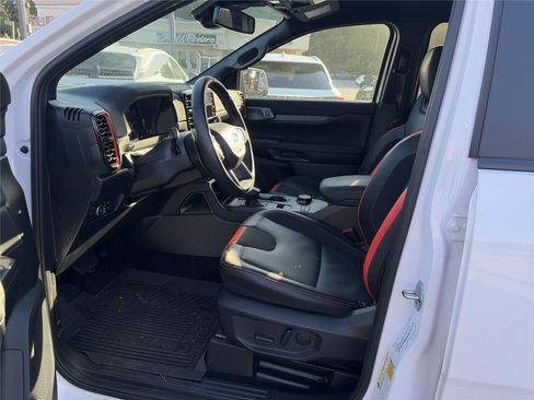 Used 2025 Ford Ranger Raptor AWD/4WD image 10