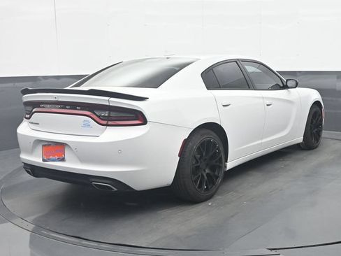 Used 2023 Dodge Charger SXT RWD image 7