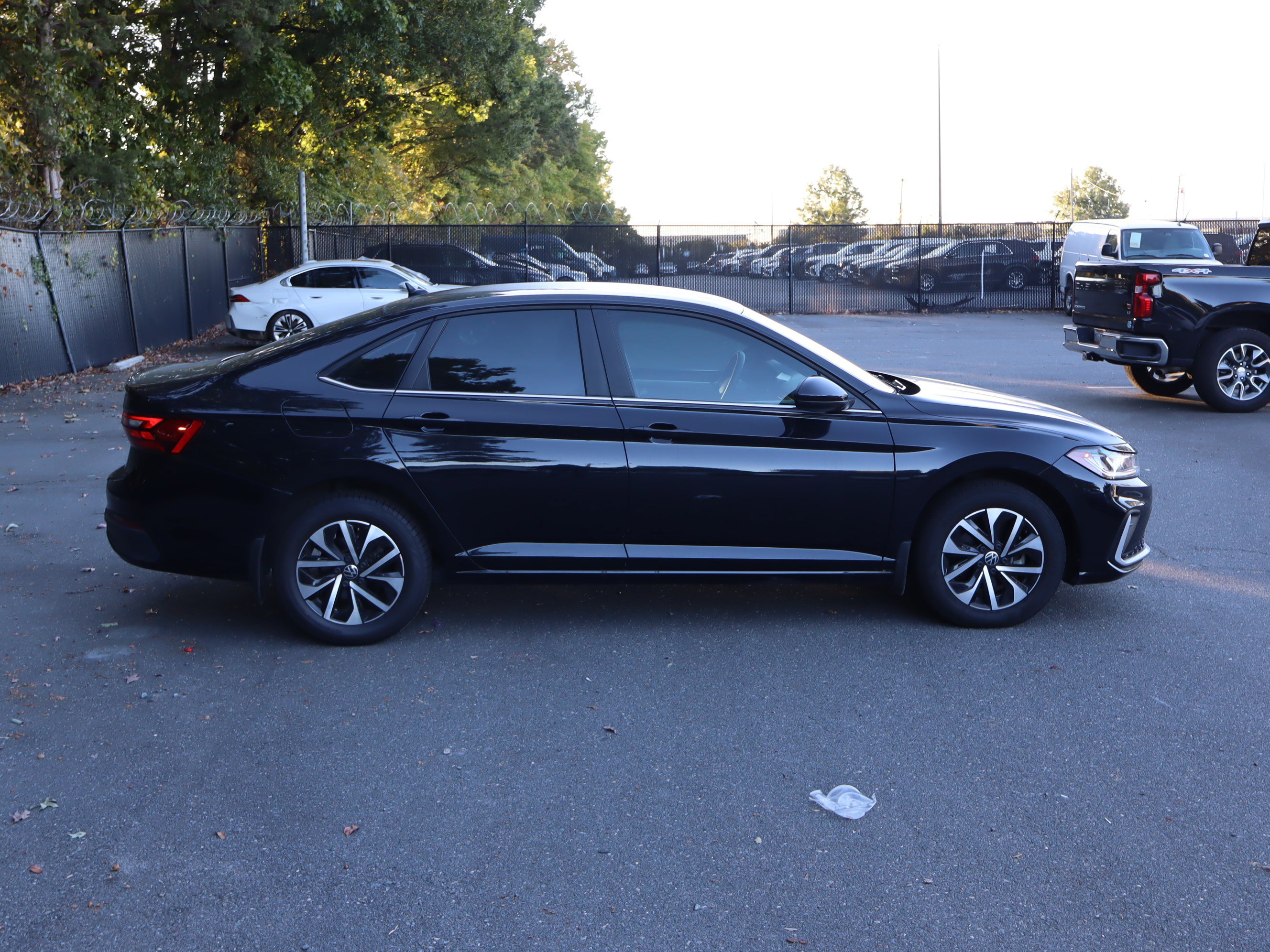 Used 2025 Volkswagen Jetta S FWD image 11