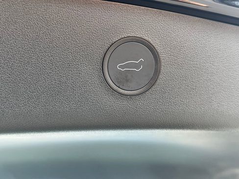 Used 2021 Tesla Model 3 Performance image 14