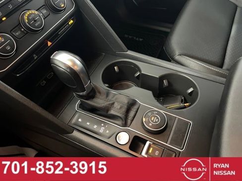 Used 2019 Volkswagen Atlas SE w/ Towing Package image 24