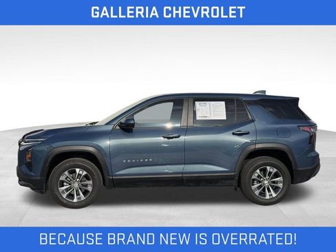 Used 2025 Chevrolet Equinox LT w/ Safety and Technology Package FWD image 4
