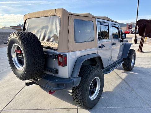 Used 2015 Jeep Wrangler Unlimited Sport image 5
