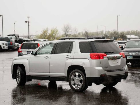Used 2012 GMC Terrain SLT w/ LPO, Chrome Package AWD/4WD image 4