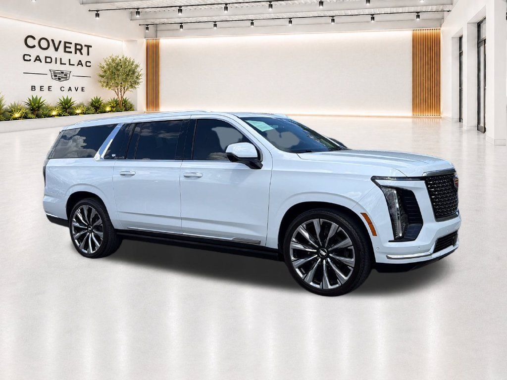 Used 2026 Cadillac Escalade ESV Luxury w/ Touring Package AWD/4WD image 17
