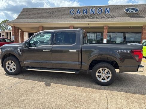 Certified 2024 Ford F150 XLT w/ Mobile Office Package image 3