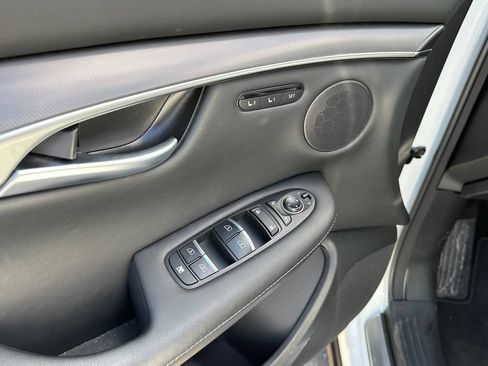 Used 2025 INFINITI QX50 Luxe AWD/4WD image 24