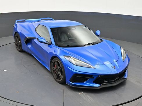 Used 2024 Chevrolet Corvette Stingray Preferred Conv w/ Z51 Performance Package RWD image 17