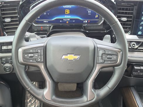 Used 2024 Chevrolet Silverado 1500 High Country w/ Technology Package image 14