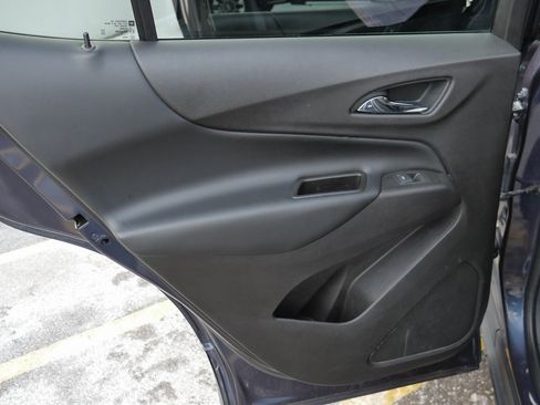 Used 2019 Chevrolet Equinox LT image 30