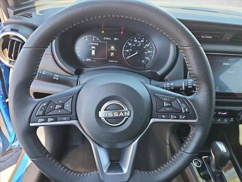 Used 2024 Nissan Kicks SR image 13