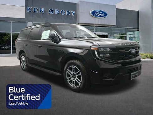 Certified 2025 Ford Expedition Active image 1