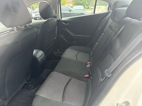 Used 2015 MAZDA MAZDA3 i Touring image 27