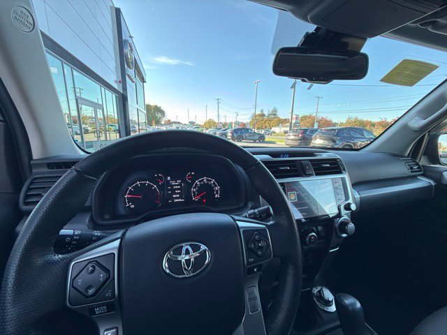 Used 2024 Toyota 4Runner SR5 Premium w/ Moonroof Package AWD/4WD image 26