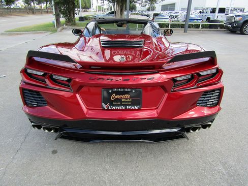 Used 2023 Chevrolet Corvette Stingray Premium Conv w/ Z51 Performance Package RWD image 6