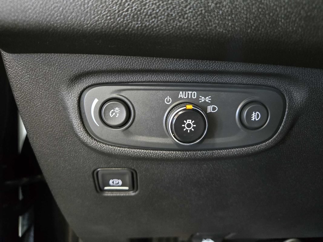Used 2020 GMC Terrain SLT w/ Preferred Package AWD/4WD image 14