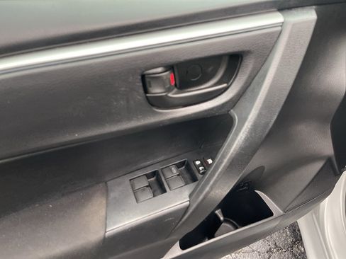 Used 2016 Toyota Corolla L FWD image 22