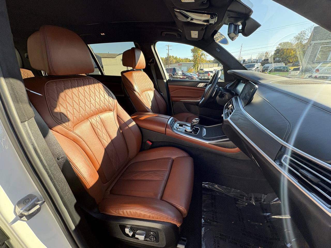Used 2022 BMW X7 xDrive40i w/ Executive Package AWD/4WD image 17