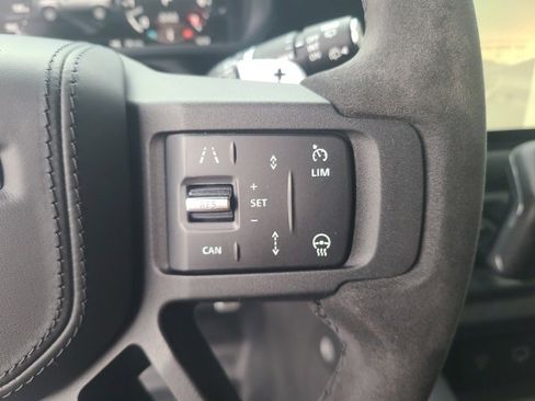 Used 2023 Land Rover Defender 110 Carpathian Edition image 22