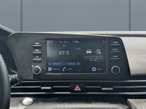 Used 2022 Hyundai Elantra SEL w/ Cargo Package FWD image 16